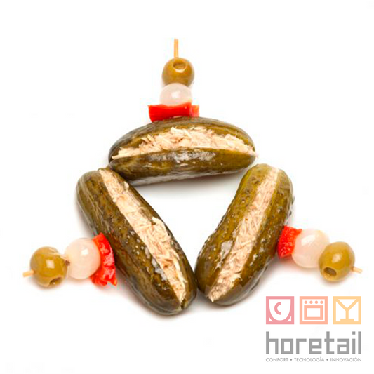 Gilda de Pepino relleno de Bonito